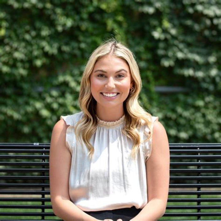 Alexis Cohen Biography, Age, Height, Husband, Net Worth, Family