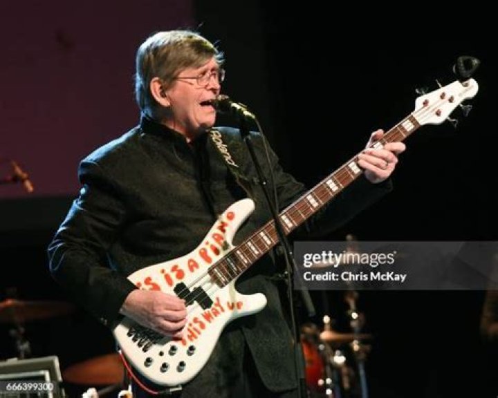 Chris White (bassist) Biography, Age, Height, Wife, Net Worth and Family