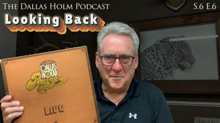 Dallas Holm biografía, edad, altura, esposo, net worth, familia