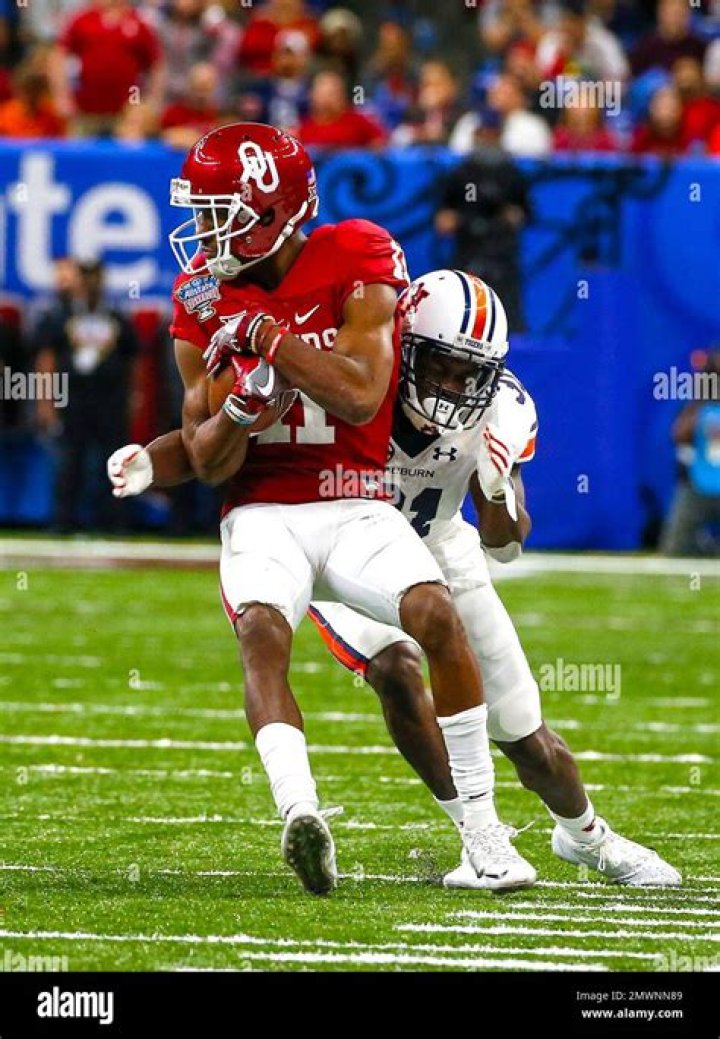 Dede Westbrook Biography, Age, Height, Wife, Net Worth, Family