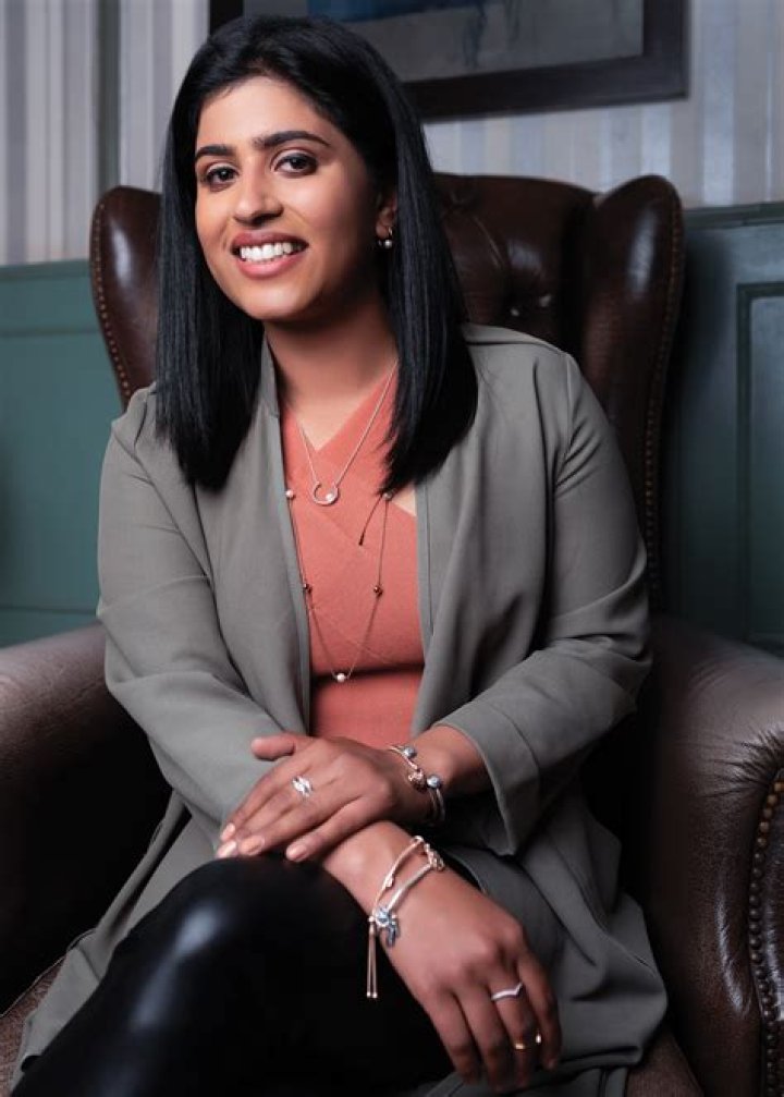 Deeya Suzannah Bajaj Biography, Age, Height, Husband, Net Worth, Family