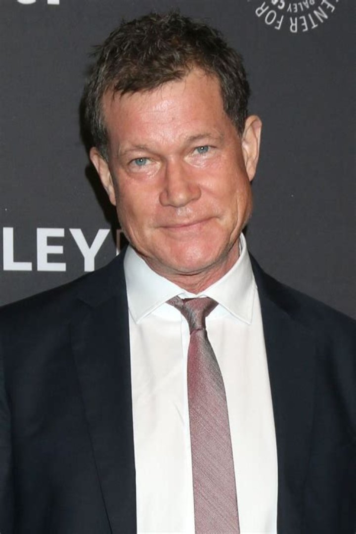 Dylan Walsh Biography, Age, Height, Wife, Net Worth, Family