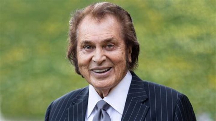 Engelbert Humperdinck Biography, Age, Height, Husband, Net Worth, Family