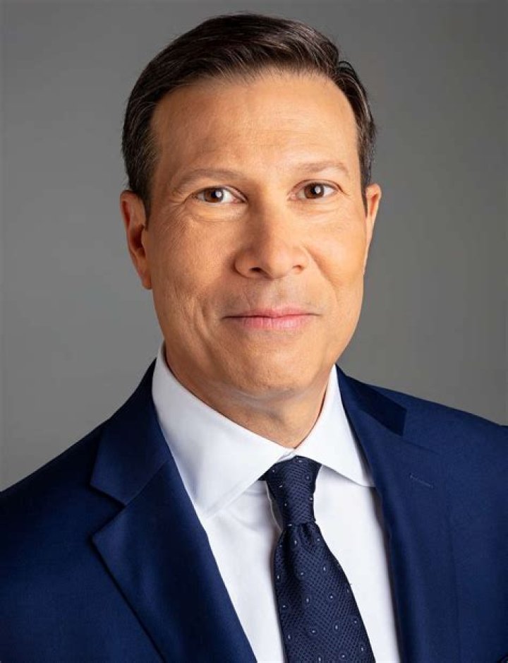Frank Figliuzzi Biography, Age, Height, Wife, Net Worth, Family