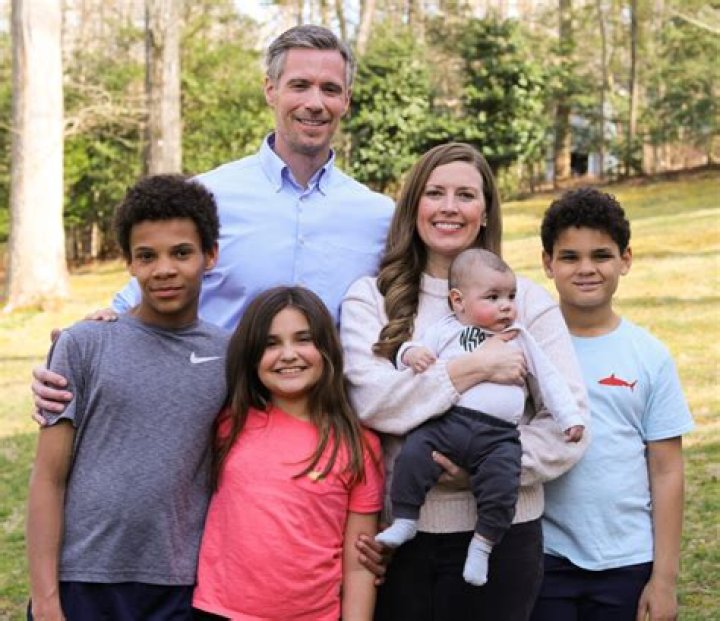 Glen Sturtevant Biography, Age, Height, Wife, Net Worth, Family