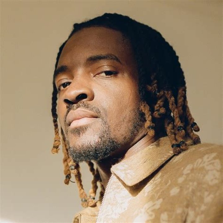 Guvna B Biography, Age, Height, Wife, Net Worth, Family