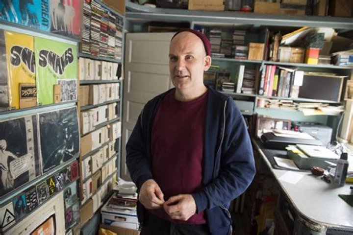 Ian MacKaye Biography, Age, Height, Wife, Net Worth, Family
