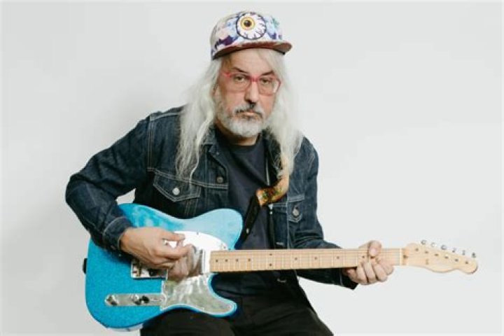 J Mascis biografía, edad, altura, esposo, net worth, familia