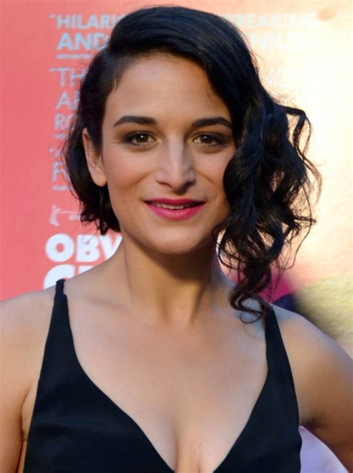 Jenny Slate Biography, Age, Height, Husband, Net Worth, Family