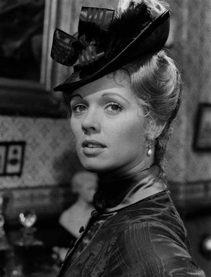 Jessica Benton Biography, Age, Height, Husband, Net Worth, Family