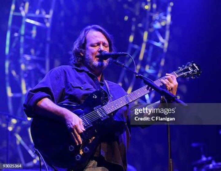 John Bell Biography, Age, Height, Wife, Net Worth, Family