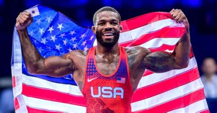 Jordan Burroughs Biography, Age, Height, Wife, Net Worth, Family