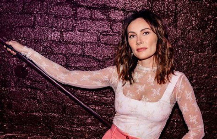 Laura Benanti Biography, Age, Height, Husband, Net Worth, Family