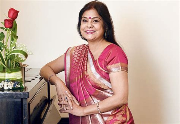 Malini Awasthi Biography, Age, Height, Husband, Net Worth, Family