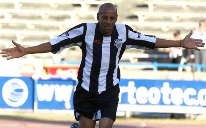 Mario de Souza Mota Biography, Age, Height, Wife, Net Worth, Family