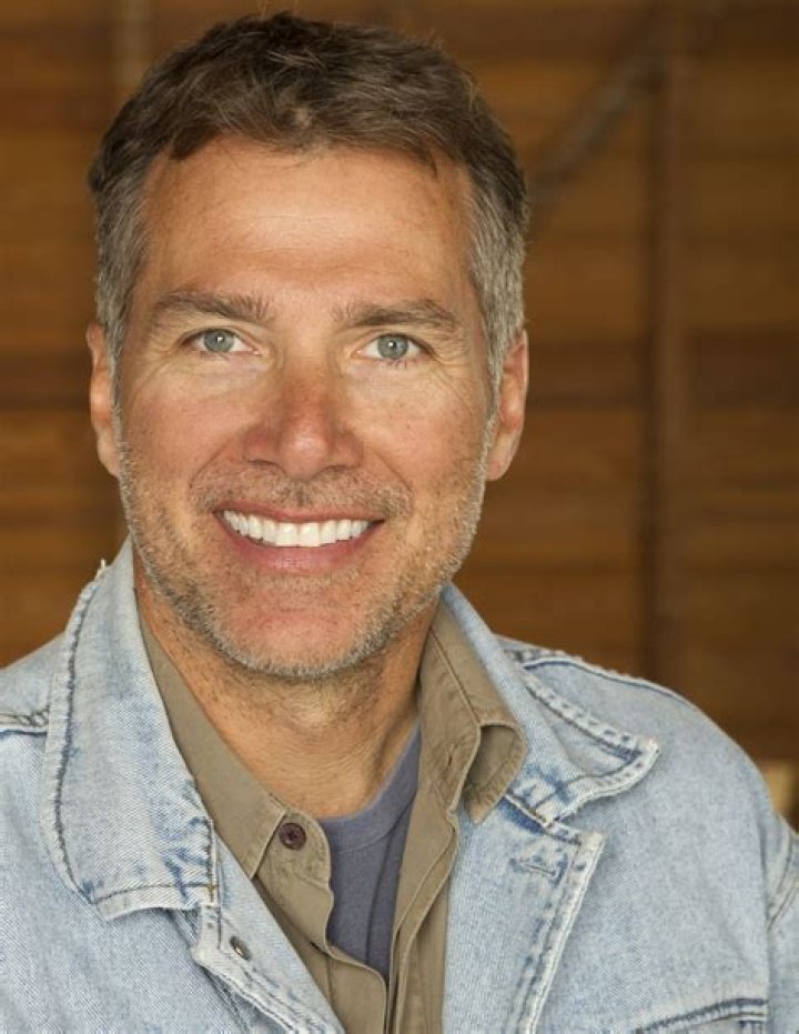 Mark Murray Biography, Age, Height, Wife, Net Worth, Family