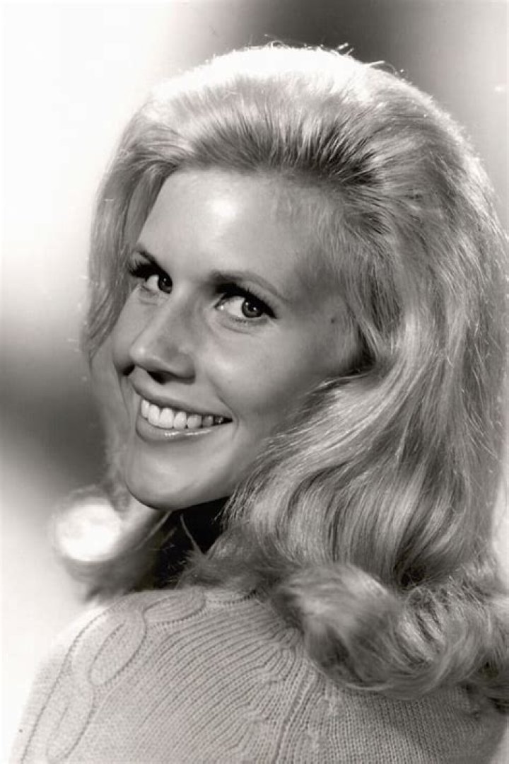 Mary Charlotte Wilcox Biography, Age, Height, Husband, Net Worth, Family