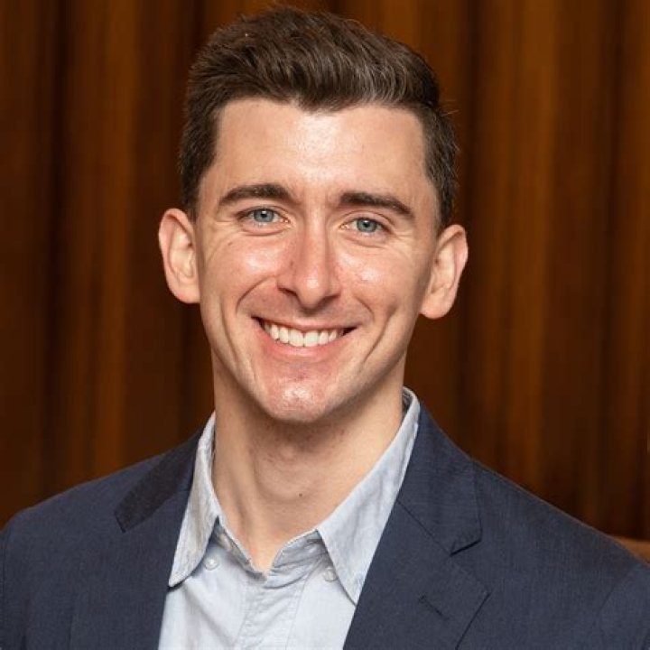 Michael Cooney Biography, Age, Height, Wife, Net Worth, Family