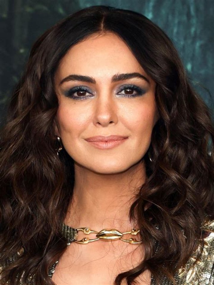 Nazanin Boniadi Biography, Age, Height, Husband, Net Worth, Family