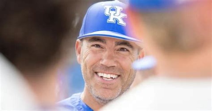 Nick Mingione Biography, Age, Height, Wife, Net Worth, Family