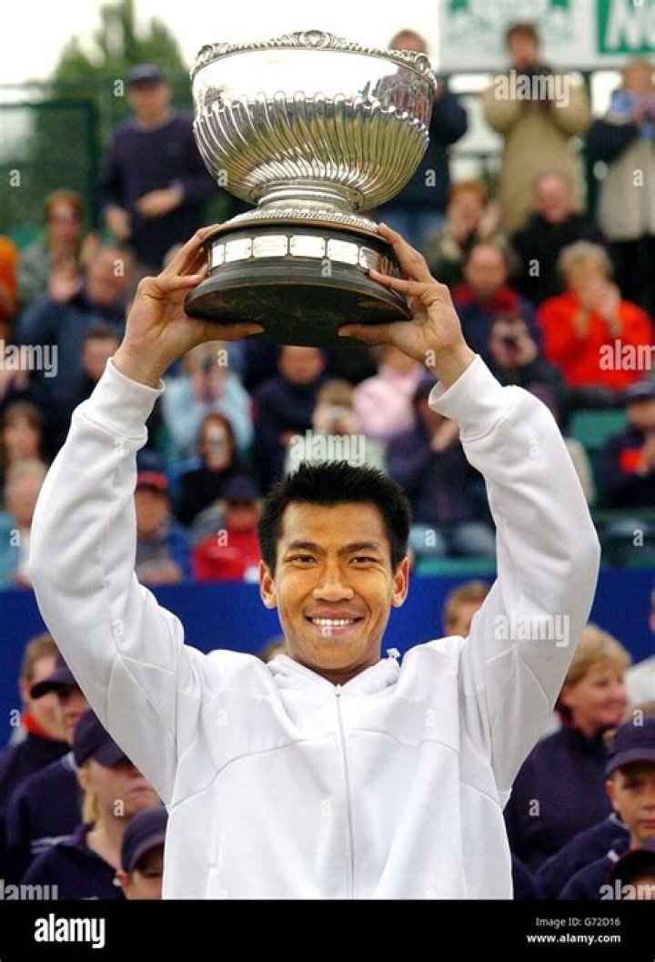 Paradorn Srichaphan Biography, Age, Height, Wife, Net Worth, Family