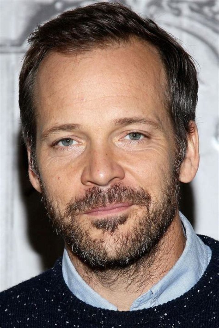 Peter Sarsgaard Biography, Age, Height, Wife, Net Worth, Family