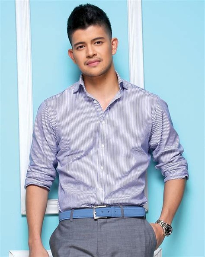 Rayver Cruz Biography, Age, Height, Wife, Net Worth, Family