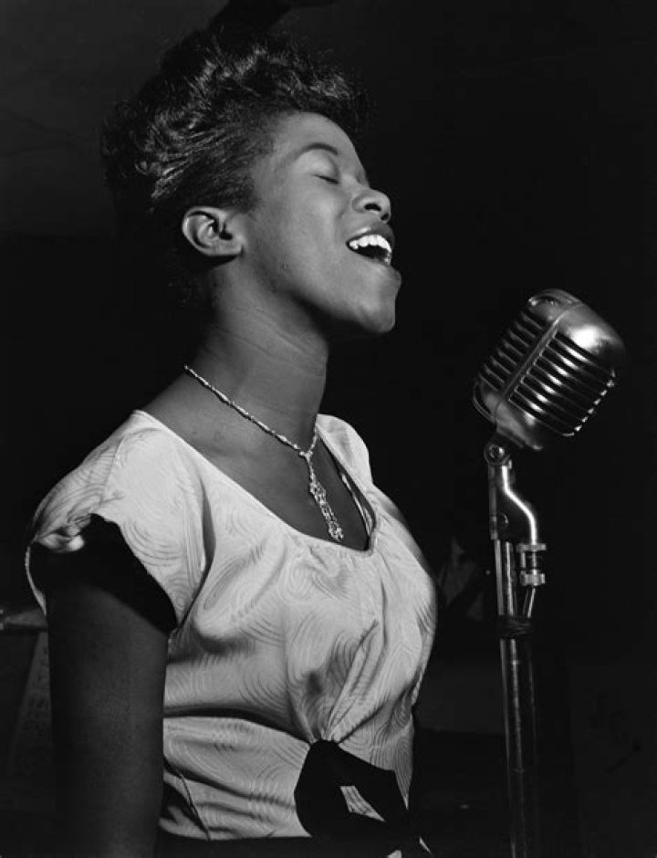 Sarah Vaughan Biography, Age, Height, Husband, Net Worth, Family