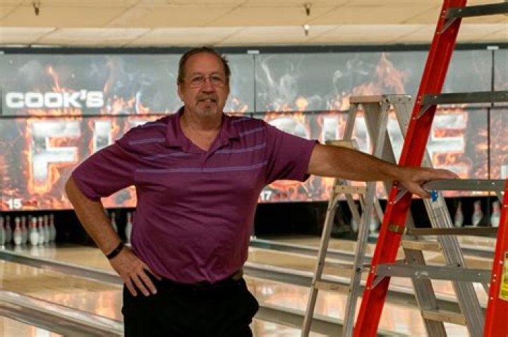 Steve Cook Biography, Age, Height, Wife, Net Worth, Family