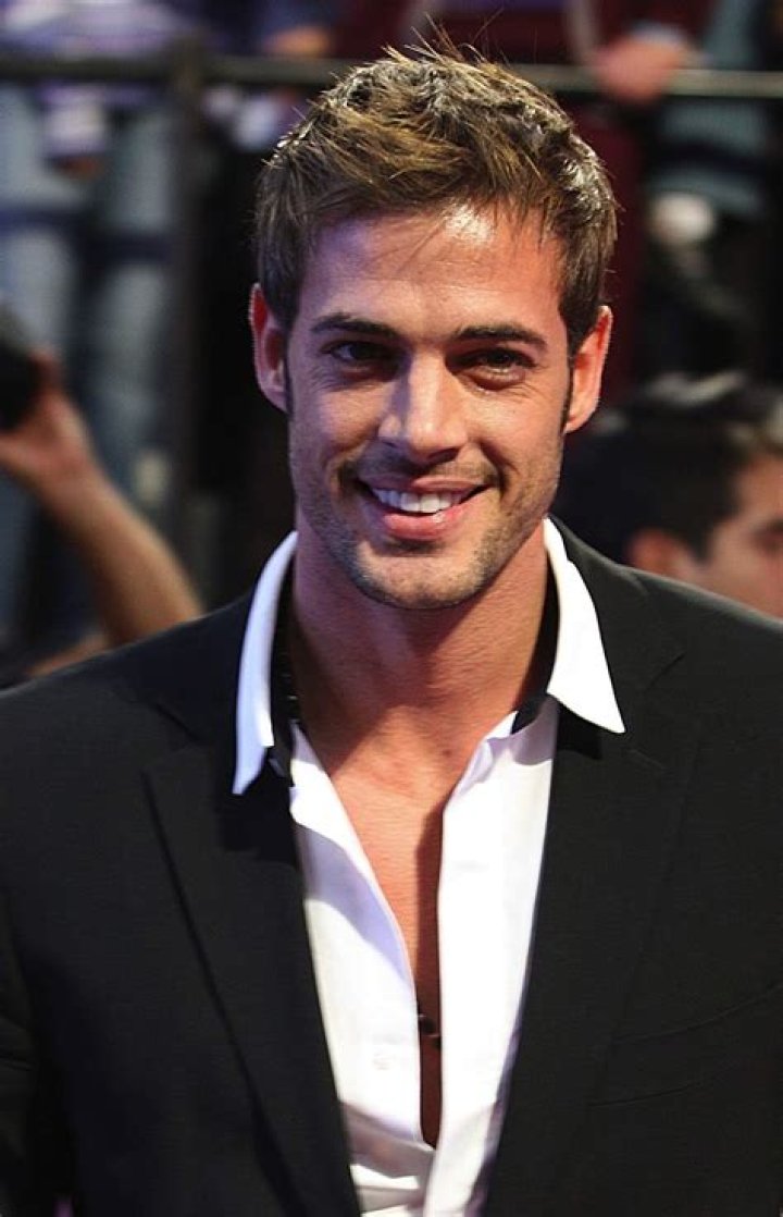 William Levy Biography, Age, Height, Wife, Net Worth, Family
